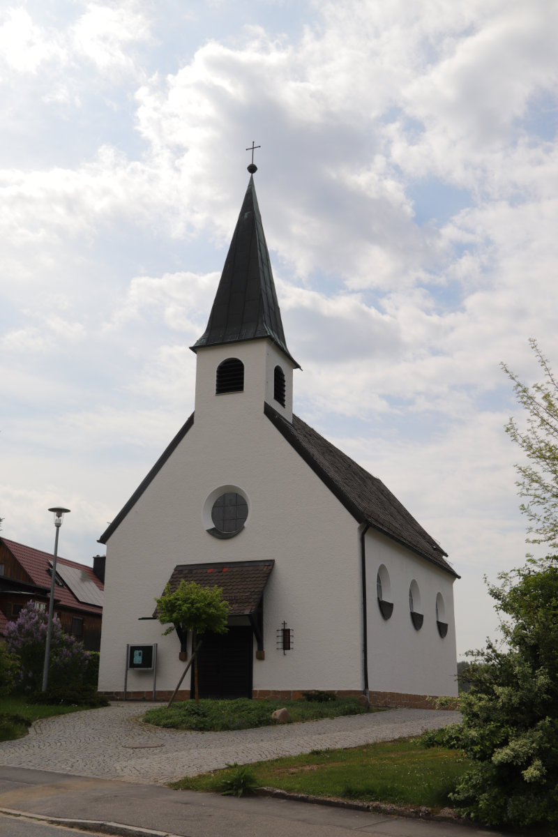 Kirche Thansüß